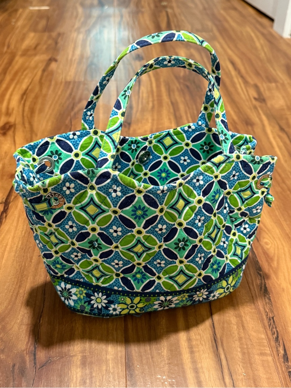 Vera Bradley Small Tote Daisy Print Blue Green